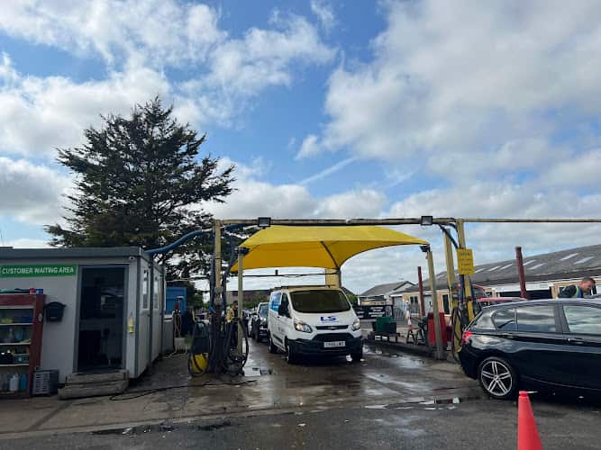 Image of AA Bradwell Hand Car Wash – Great Yarmouth