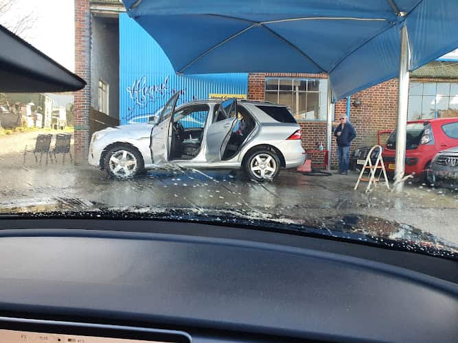 Image of Alla Hand car wash – Oxford