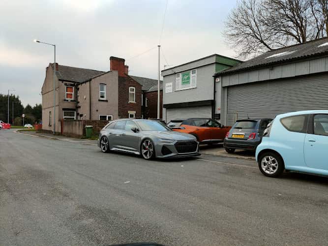 Image of Beehive Hand Car Wash – Bolton