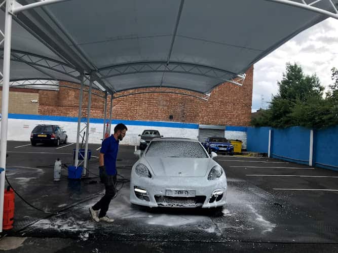 Image of Blue carwash – Birmingham