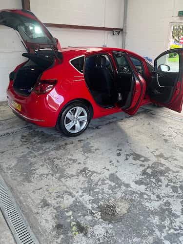 Image of Bubbles hand car wash – Falkirk