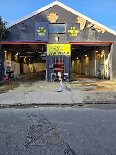 Image of Car valeting centre – London