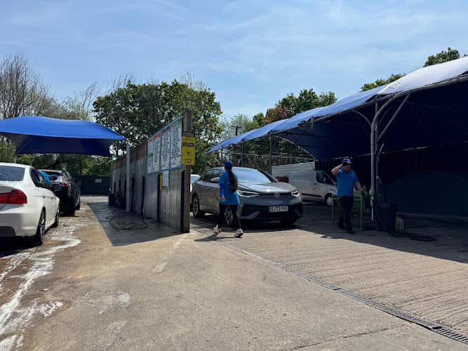 Image of Crystal Car Wash – Southampton