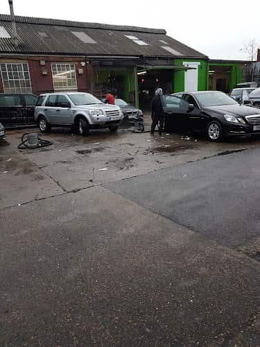 Image of Crystal Hand car wash – Barking