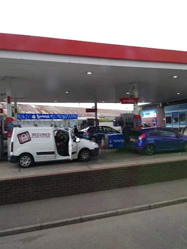 Image of Esso Mile End Neath – Neath