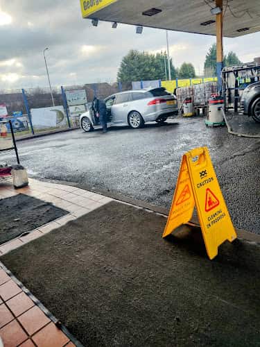 Image of George’s Car Wash – Saint Helens