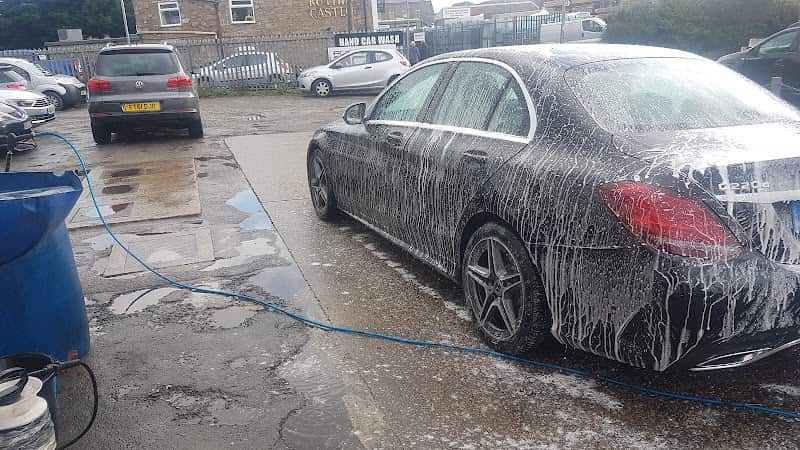 Image of Gleamz Hand Car Wash – Mold