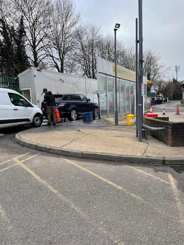 Image of Hand Car Wash – Basingstoke
