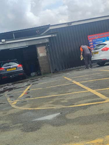 Image of Hooters Hand Car Wash – Skelmersdale