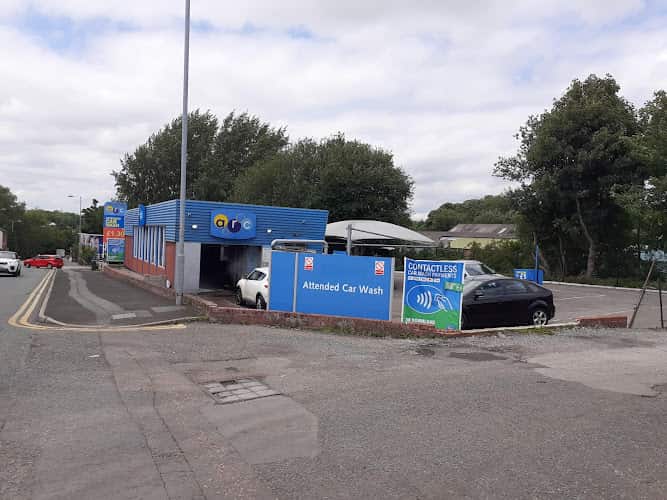 Image of IMO Car Wash – Hyde