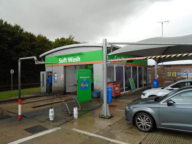 Image of IMO Car Wash – Littlehampton