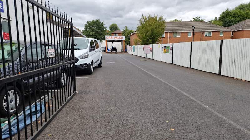 Image of Ishine Express Hand Car Wash & Valeting Centre – Oldbury