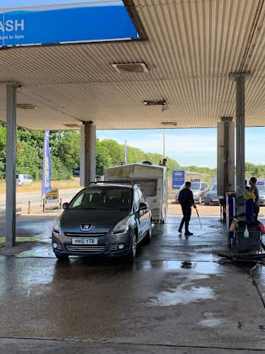 Image of Lancing Hand Car wash – Lancing