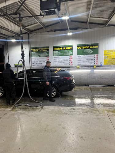 Image of Mint Green Wimbledon Car Wash – London
