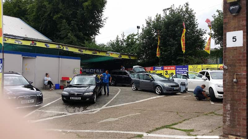Image of Miri’s Hand Car Wash – Norwich