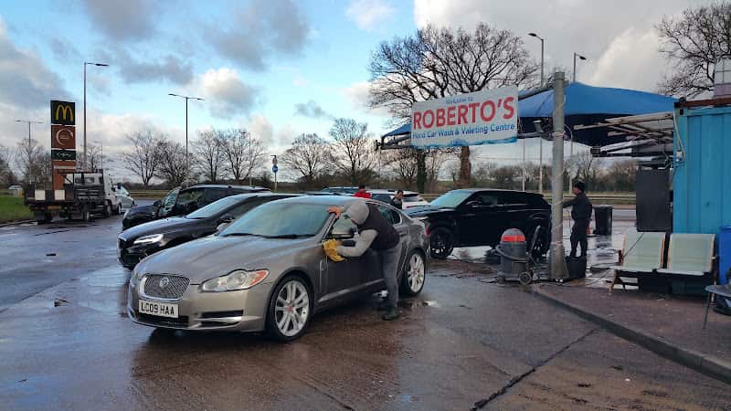 Image of Robertos car wash and valeting centre – Rugby