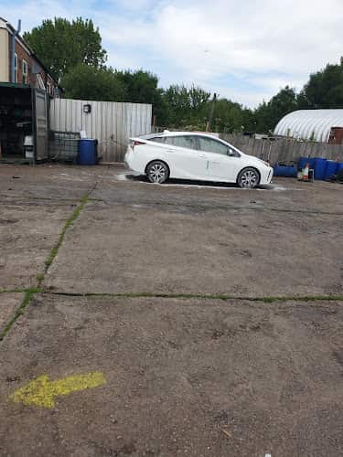 Image of Splash Hand Car Wash – Hyde