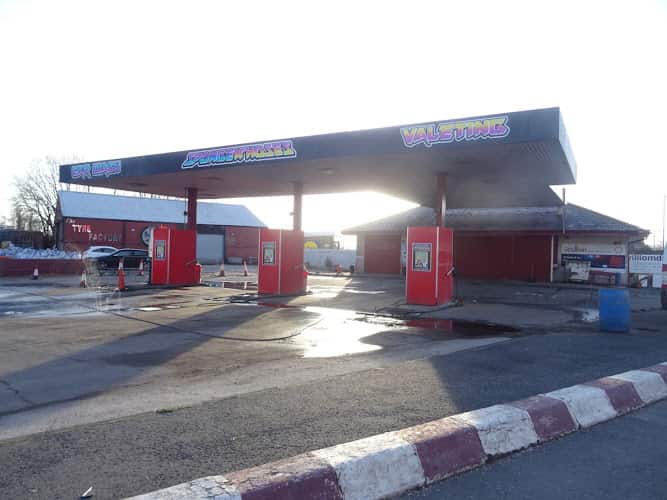 Image of Sponge N’ Hoses – Hamilton