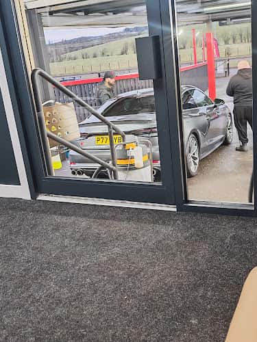 Image of Thorntonhall carwash & valet centre – Glasgow