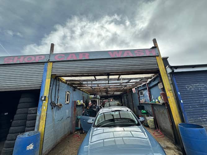 Image of UK hand carwash – Ilford