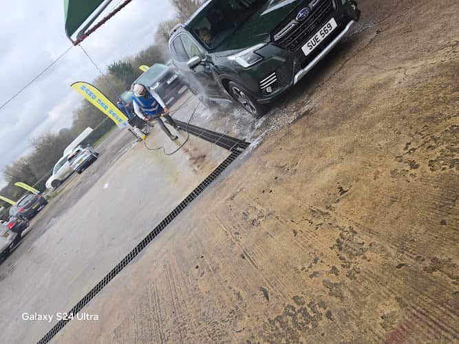 Image of Village Hand Car Wash – Billingshurst