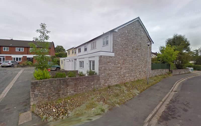 Image of Wash and Wax – Ruthin