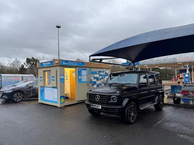 Image of Waves Hand Car Wash Coventry 4 – Coventry