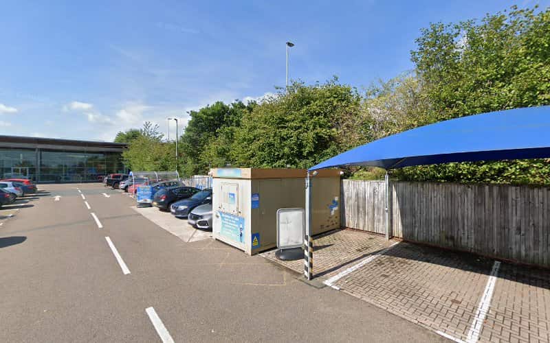 Image of Waves Hand Car Wash Crediton – Crediton