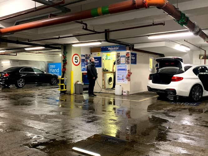 Image of Waves Hand Car Wash Hammersmith – London