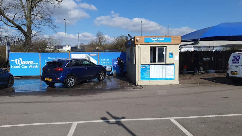 Image of Waves Hand Car Wash Hatfield – Hatfield
