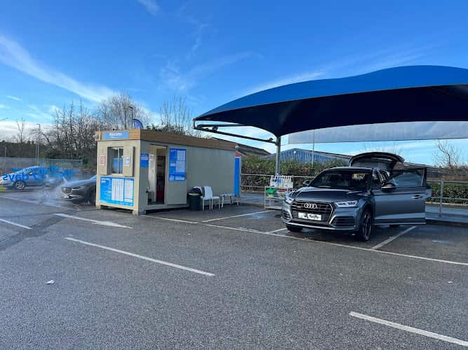 Image of Waves Hand Car Wash Hindley – Hindley