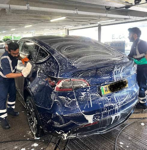 Image of Waves Hand Car Wash Slough – Slough