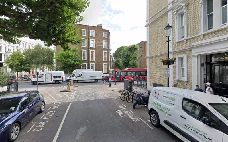 Image of car parking – London