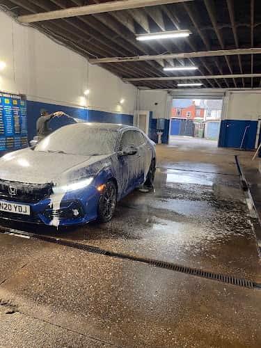 Image of super shiny car wash – Newark