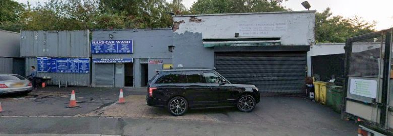 AD CAR WASH – London