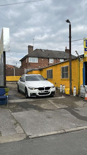 Image of Hand car wash & polishing Leeds Leeds