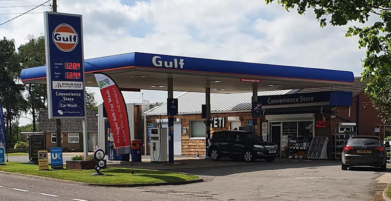 Image of JJ's Gulf Fuel Petrol Station SPAR & Automatic Car Wash Woodhall Spa With Pay at Pump Woodhall Spa