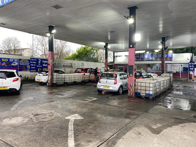 Image of Shiny ek Hot Foam Hand Car Wash Glasgow