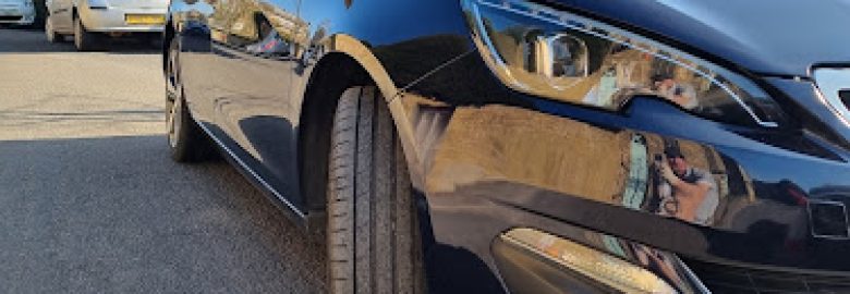 The Forecourt – Beaminster