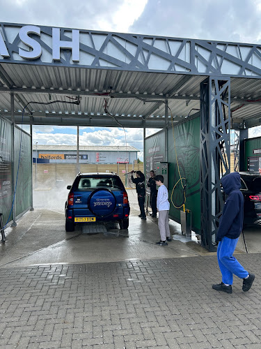 Image of Touchless Green Wash Oxford